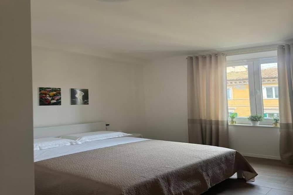Linda room rentals in Ancona, Riviera del Conero