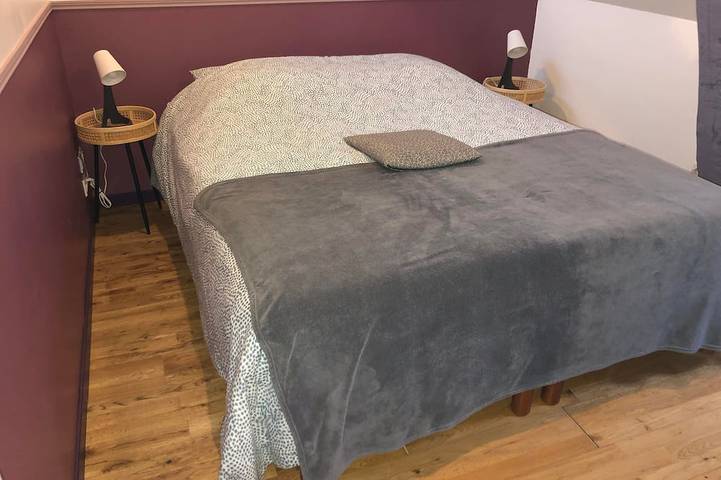 Location de vacances pour 8 personnes, animaux acceptés à Saint-Julien-de-Chédon - 2