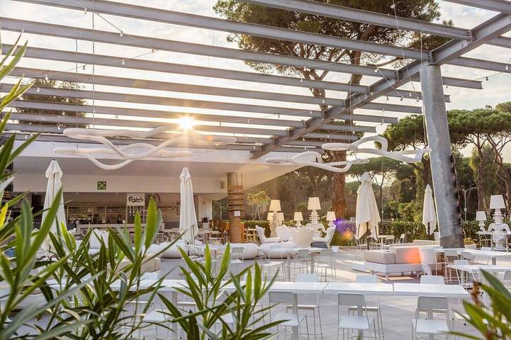 Bungalow für 6 Personen, mit Pool und Balkon in Latium