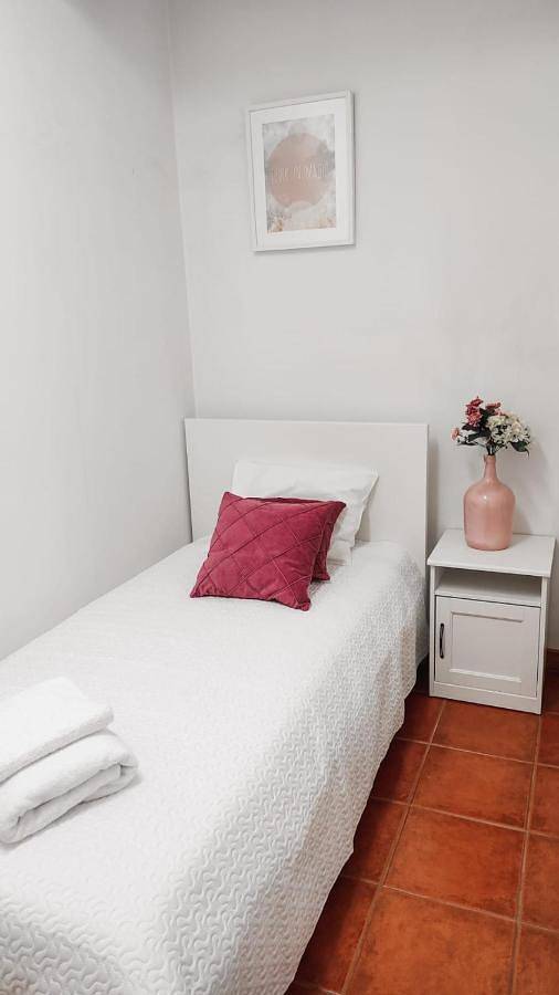 Apartamento inteiro, Apartment with Balcony in Arca e Ponte de Lima, Distrito de Viana do Castelo