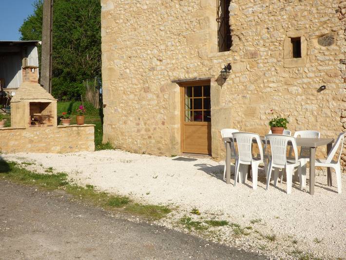 Gîte pour 5 personnes, avec jardin à Auriac-du-Périgord