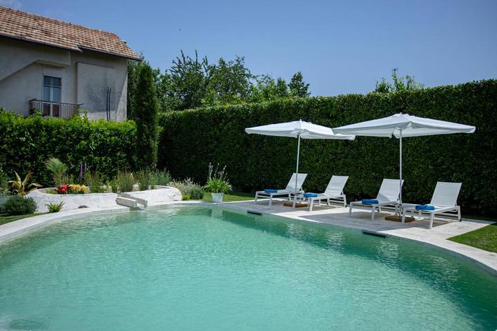 Location de vacances pour 3 personnes, avec piscine et jardin à Agerola - 4