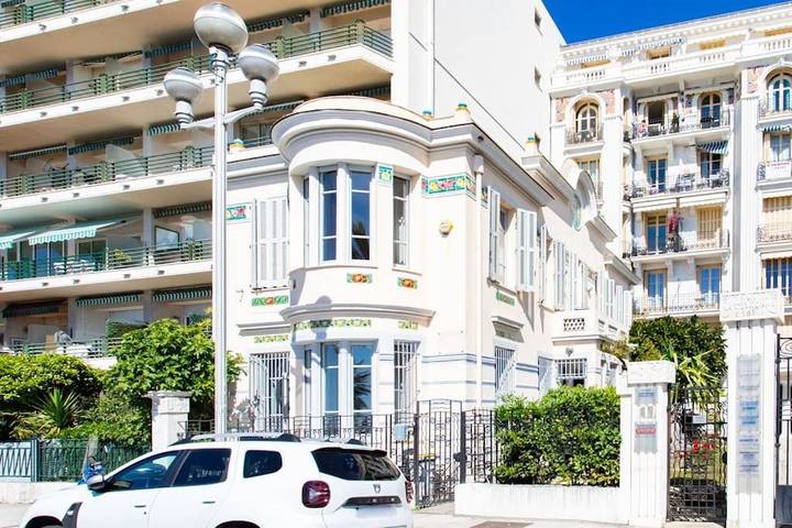 Gîte pour 6 personnes, avec vue dans Plage Fabron Bambou Nice - 2