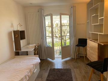 Gîte pour 2 personnes, avec vue à Saint-Cyr-l'École