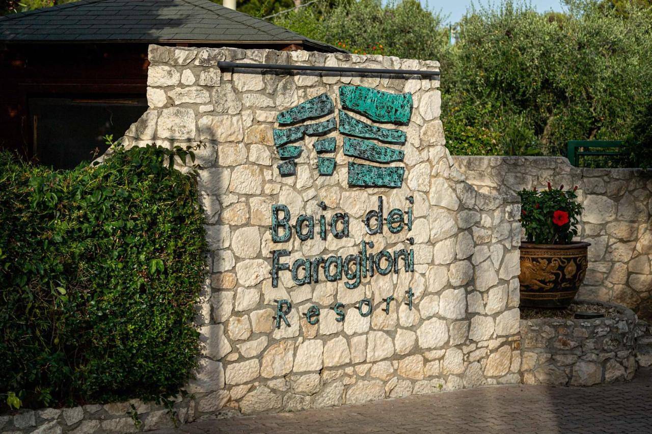 Apulia Hotel Baia dei Faraglioni Resort in Baia dei Mergoli o delle Zagare - Sud, Mattinata