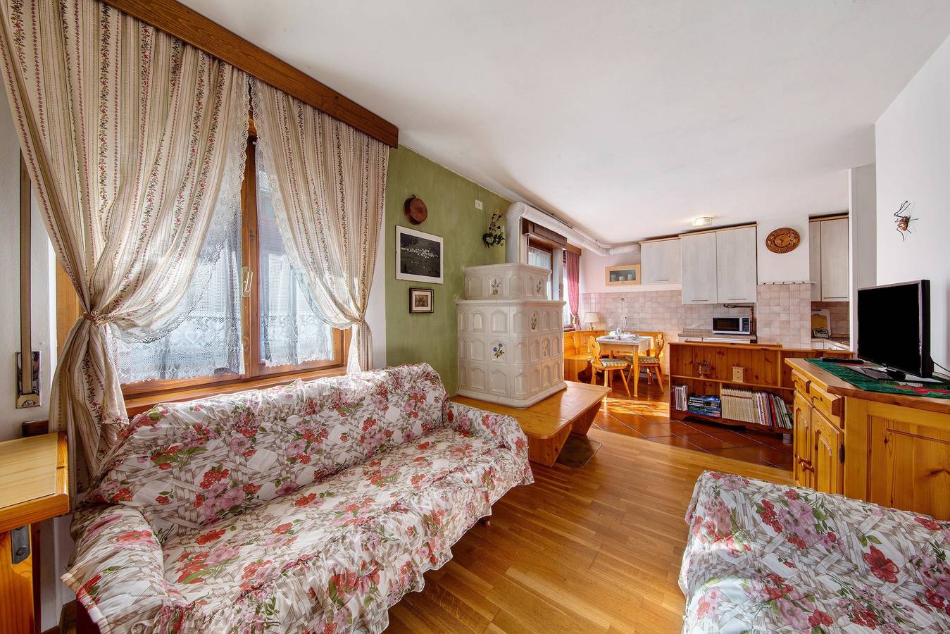 Ganze Wohnung, Ferienwohnung 'Appartamento Privato Nelle Dolomiti' mit Bergblick und privatem Garten in Vodo di Cadore, Östliche Dolomiten