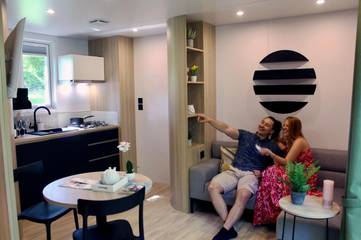 Lodge pour 2 personnes, avec jacuzzi et terrasse dans Oise