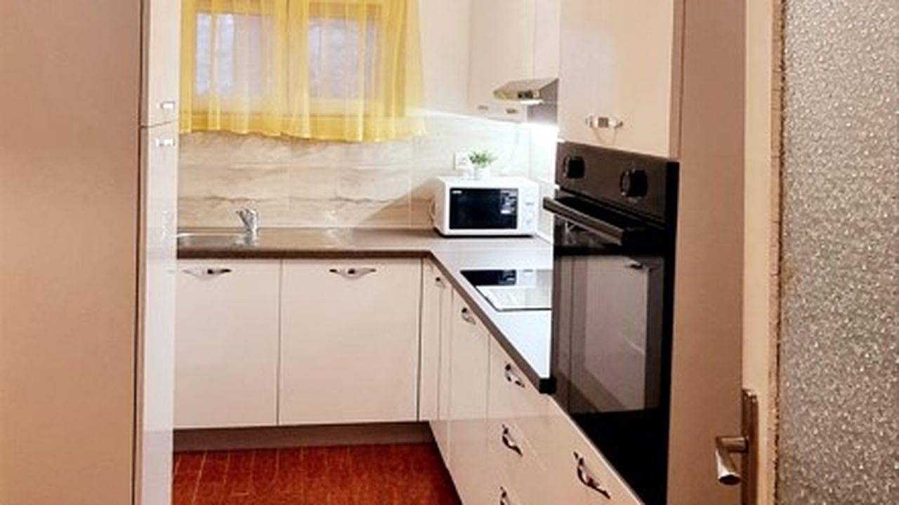 Ganze Ferienwohnung, Ferienwohnung für 10 Personen (120 m²) in Vlašići in Vlasici, Pag