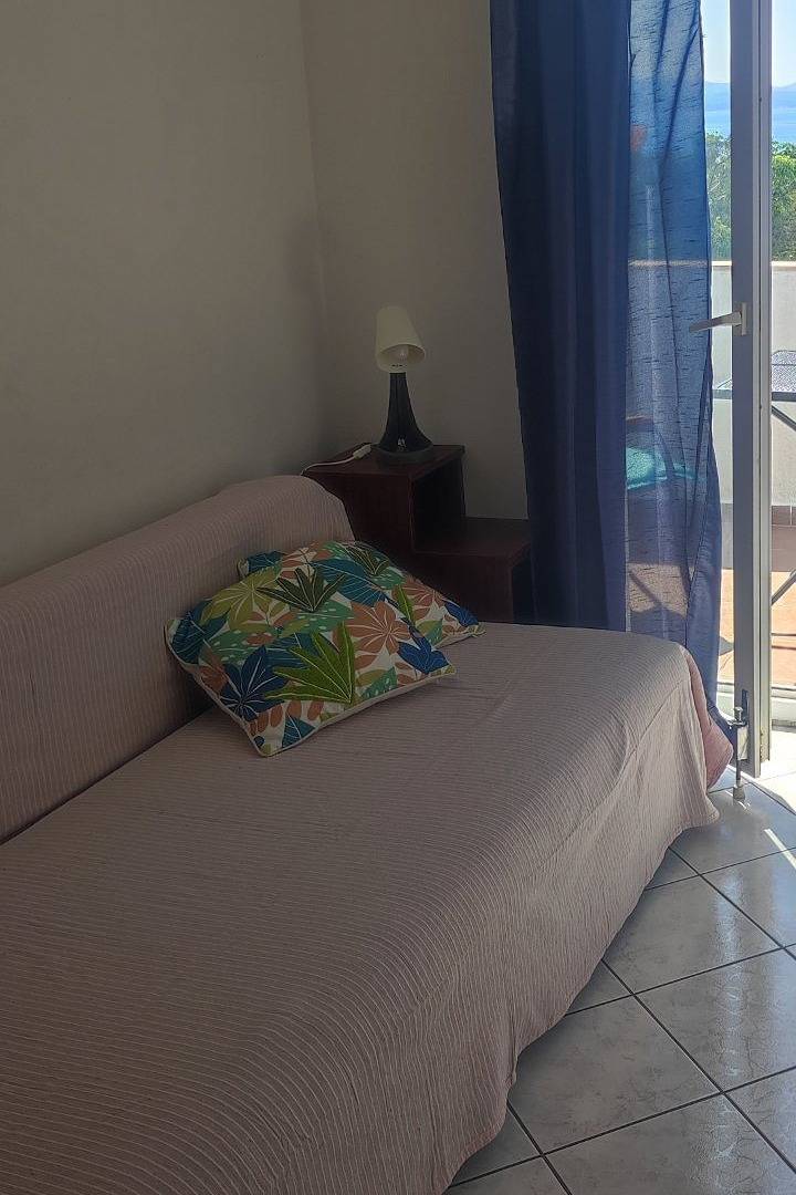 Ganze Wohnung, 1-Zimmer-Ferienwohnung mit Terrasse und Meerblick Baska Voda, Makarska A-6612-e in Baska Voda, Makarska Riviera