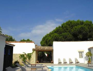 Hôtel pour 2 personnes, avec piscine et jardin à Le Bois-Plage-en-Ré