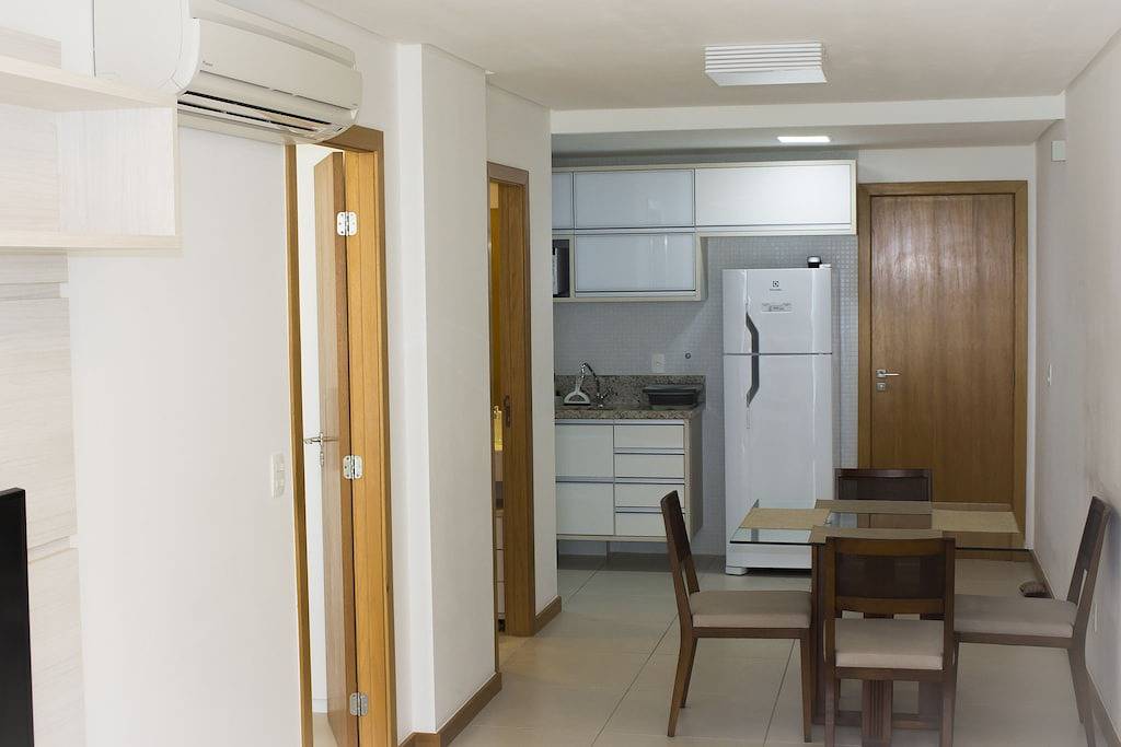 Ganze Wohnung, Apt. Möbliert zur Saison vor Praia da Barra in Barra (Salvador), Salvador