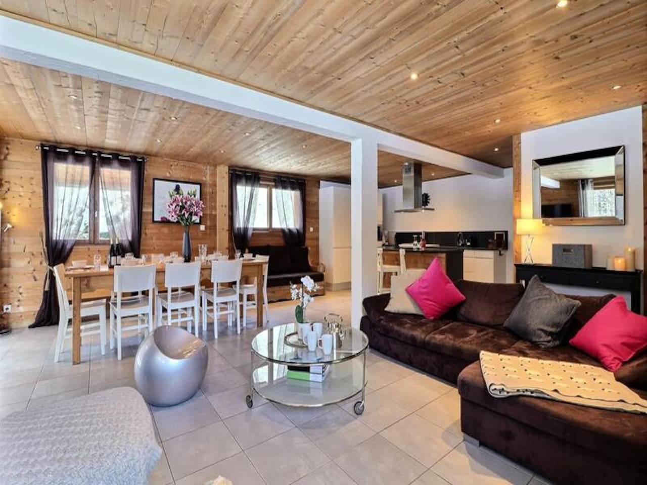 Apartamento entero, Chalet en Morzine cerca del teleférico Ardent in Montriond, Les Portes du Soleil