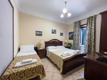 Gîte pour 4 personnes, avec vue et balcon à Montalbano Elicona