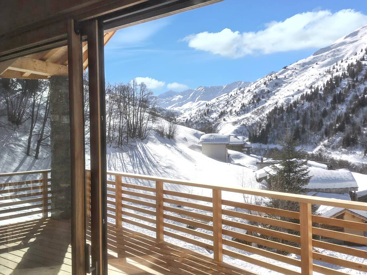 Cosy mountain chalet, Valmeinier, breathtaking view + 180 m² in Valmeinier, Saint-Jean-de-Maurienne region