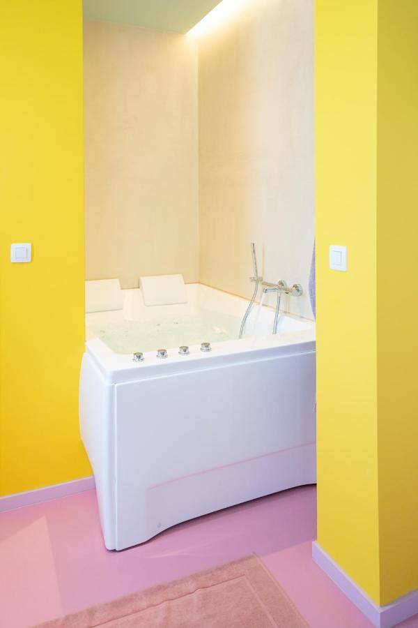 Gîte pour 4 personnes, avec Jacuzzi ainsi que Terrasse et Sauna à Ottignies-Louvain-la-Neuve - 4