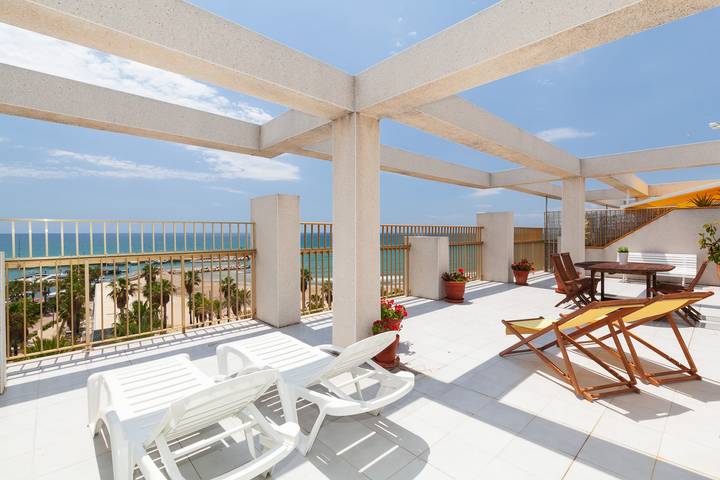 Location de vacances pour 6 personnes, avec Terrasse à Salou