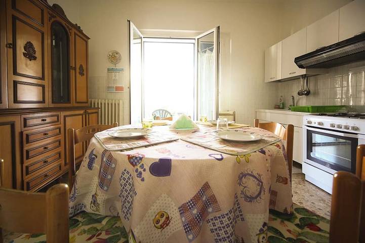 Appartement entier, Spacious and cozy equipped apartment in the center near the beach in Giulianova, Giulianova (Commune)