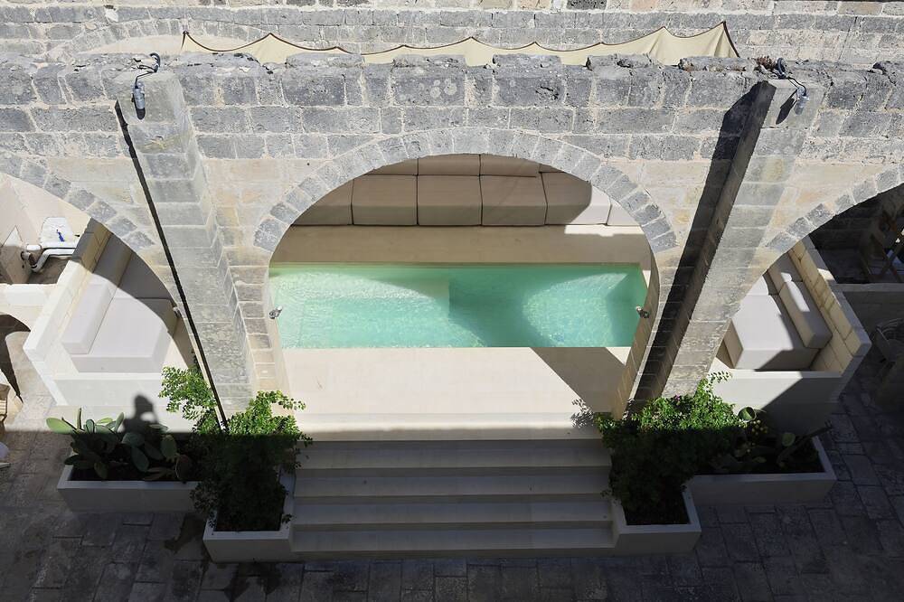 Luxury 18th century mansion with private pool in Sogliano Cavour, Lecce Provinz