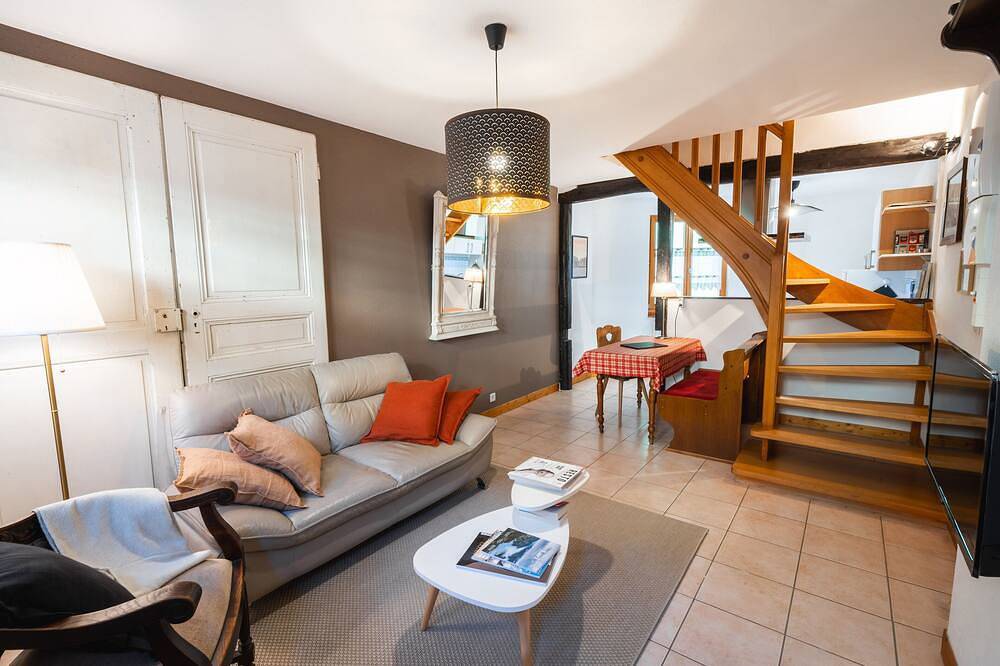 Appartement entier, Meublé de charme au pied du Haut-Koenigsbourg - Le Puits *** in Saint-Hippolyte, Parc naturel régional des Ballons des Vosges