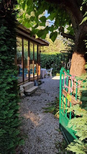 Maison de vacances pour 2 personnes, avec terrasse ainsi que jardin et vue, animaux acceptés en Haute-Loire
