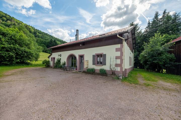 Appartement entier, Appartement type F1 de 30m² dans les hautes-vosges in Rochesson, Parc naturel régional des Ballons des Vosges