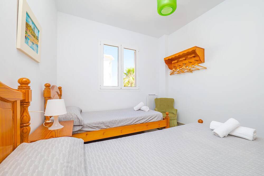 Casa Tola - Beautiful house with a terrace in Colònia de Sant Pere and free Wi-Fi in Playa de Colonia de Sant Pere (Artà), Artà