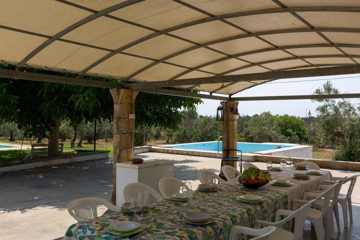 Villa per 8 persone, con giardino e piscina in Specchia