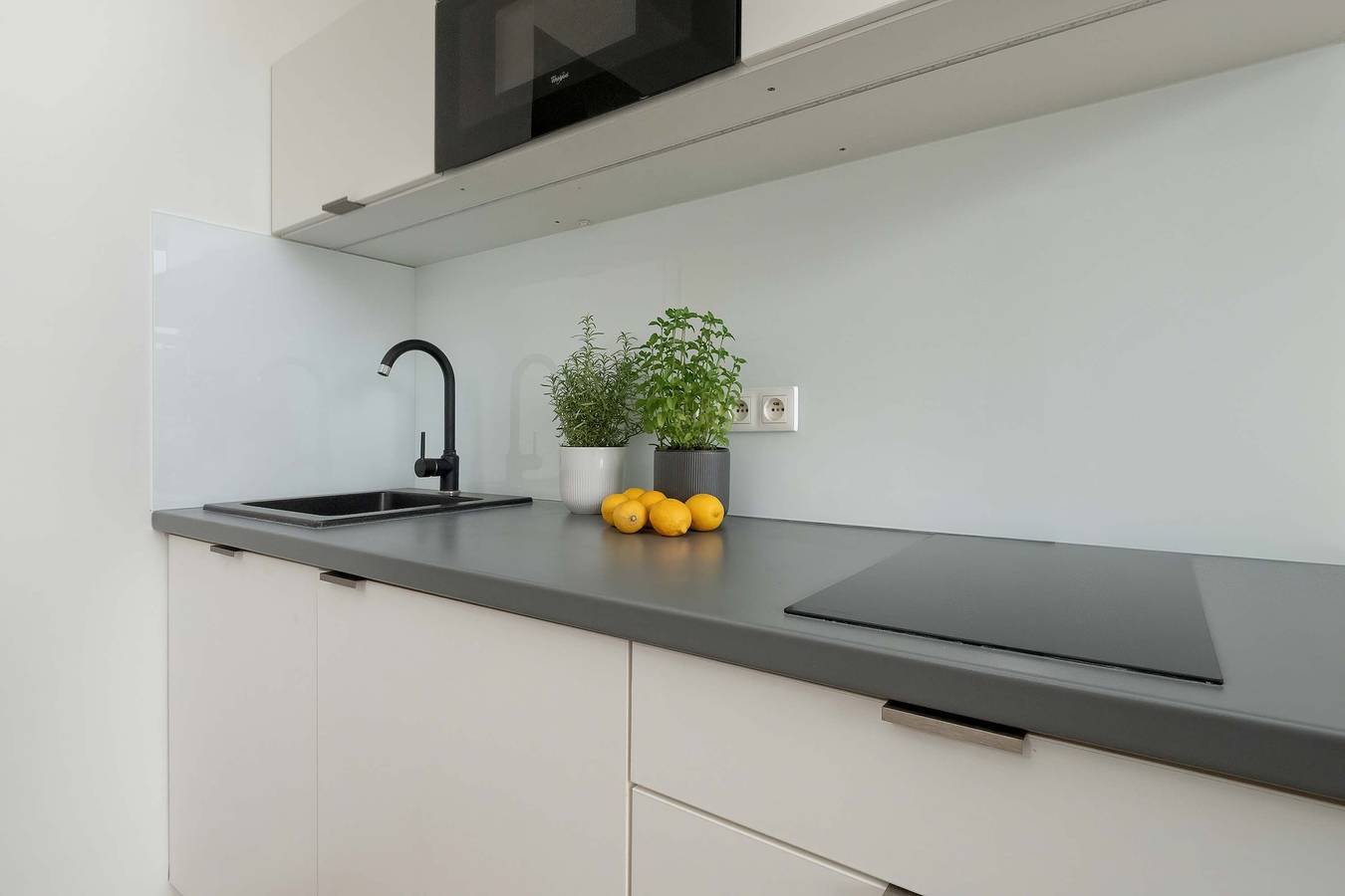 Estudio entero, Gagarina 33 | Studio for 3 People | Warsaw in Mokotów, Varsovia