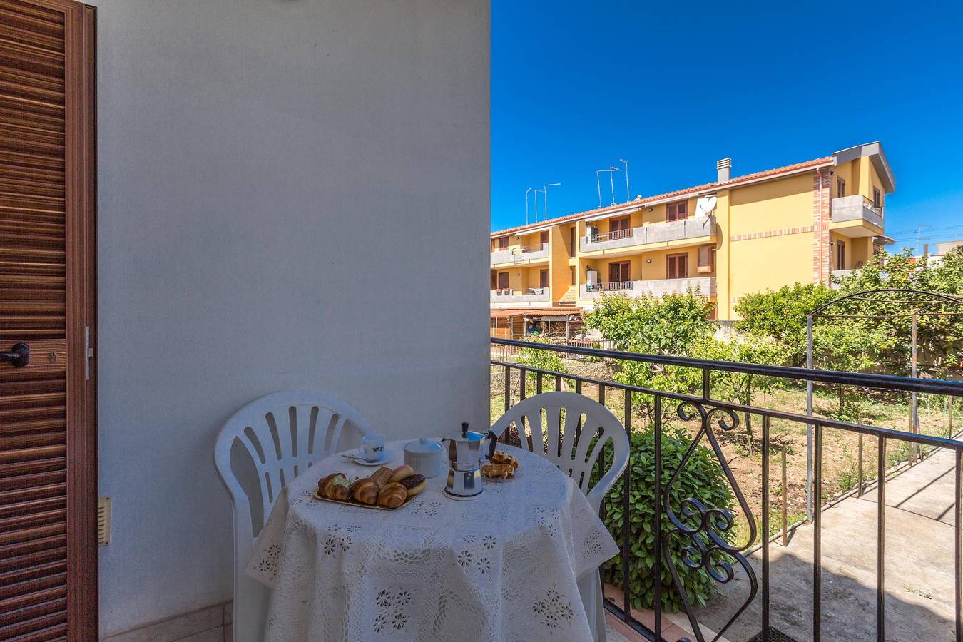 Villa Bea by Barbarhouse in Talsano, Taranto