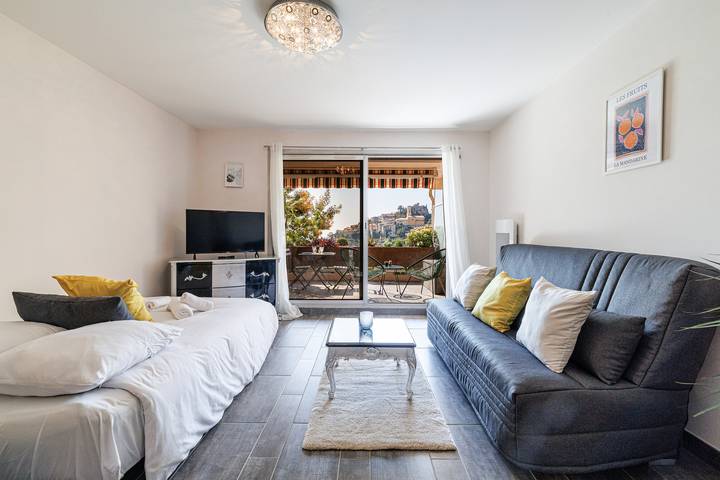 Gîte pour 2 personnes, avec terrasse à Èze - 4