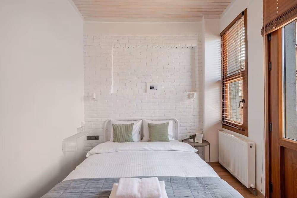 New 5-bedroom house for friends and families with Wifi, Ac, near best hotspots in Fatih, Şehsuvar Bey Mahallesi