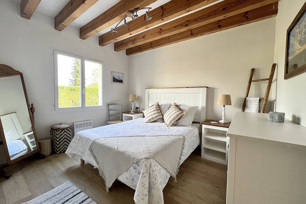 Charming Landaise villa at the edge of the forest for assured tranquility in Lit-et-Mixe, Côte d’Argent