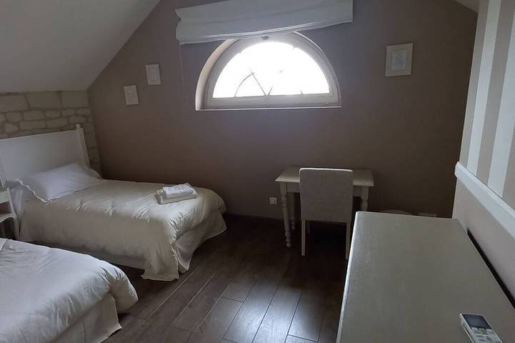 Gîte pour 5 personnes, avec jardin ainsi que sauna et piscine à Les Ulmes - 3