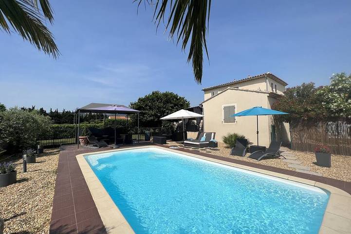 Location de vacances pour 6 personnes, avec Jacuzzi ainsi que Terrasse et Jardin à Modène