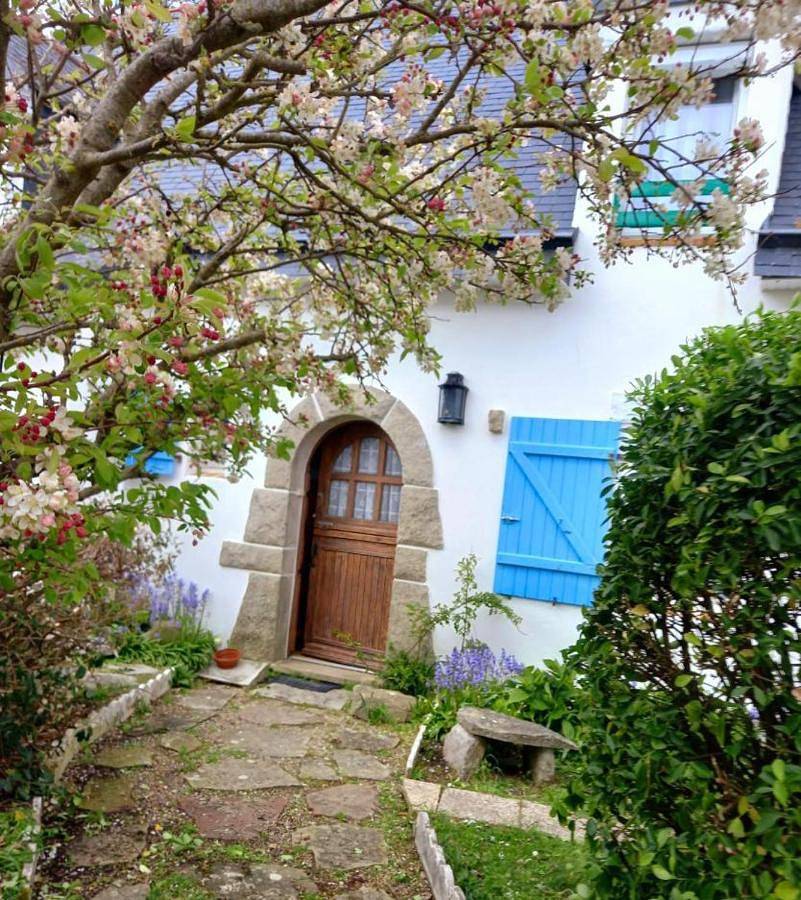 Appartement entier, Le Petit Refuge Marin terrasse vue mer in Loctudy, Côte de Cornouaille