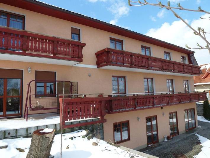 Location de vacances pour 3 personnes, avec vue et terrasse, animaux acceptés dans Pilisvorosvar - 4