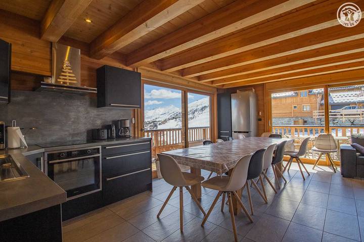 Gîte pour 15 personnes, avec Terrasse en Savoie