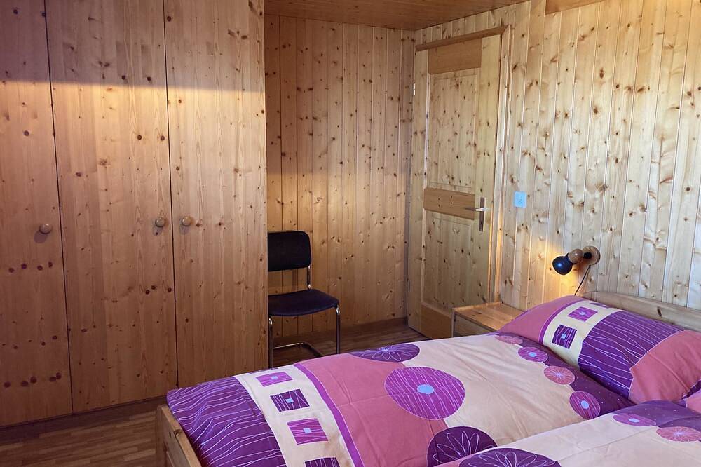 Appartement entier, Chalet Skilift Appartement/Fewo, Dusche, Wc 5-Bettwohnung in Rosswald, Brig