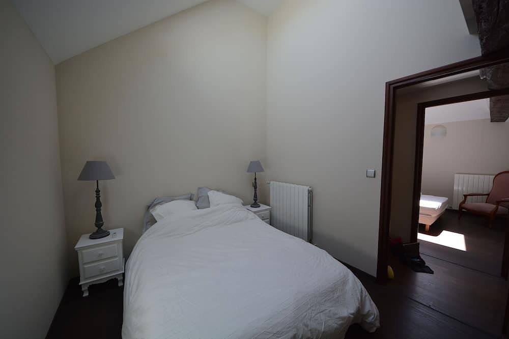Maison de maître avec piscine - 19 voyageurs - Vallée d'Ossau - Pyrénées in Buzy, Béarn