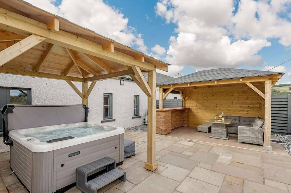 3 Bed in Alexandria in Loch Lomond, West Dunbartonshire