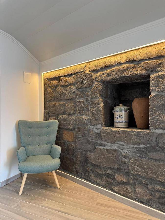 Location de vacances pour 4 personnes, avec terrasse ainsi que jacuzzi et jardin à Povoação - 2