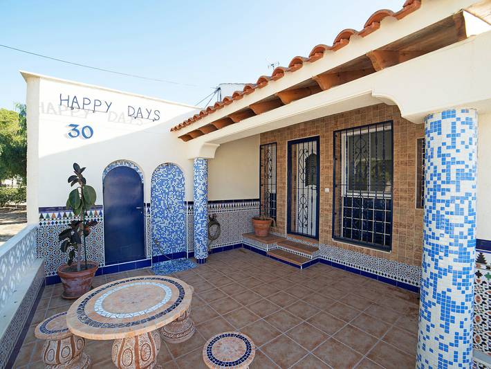 Ferienhaus für 5 Personen, mit Terrasse und Garten in Guardamar del Segura