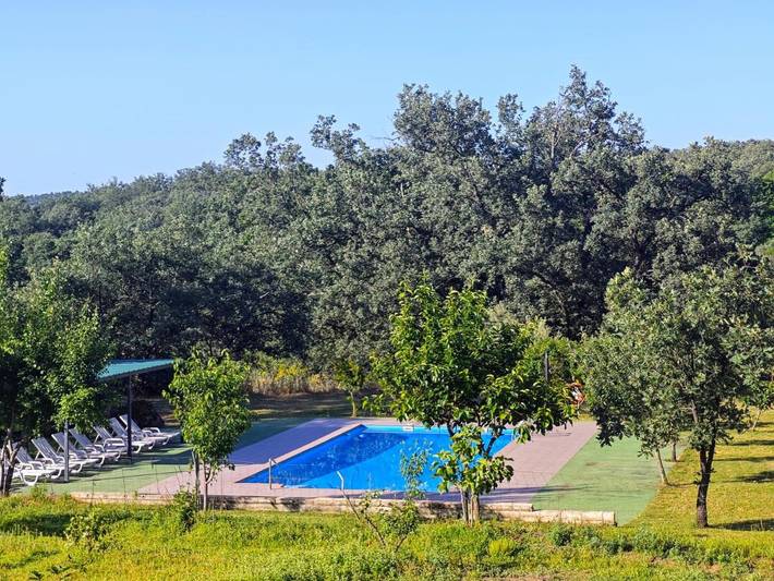 Casa rural para 23 personas, con jardín además de vistas y piscina en La Vera - 2