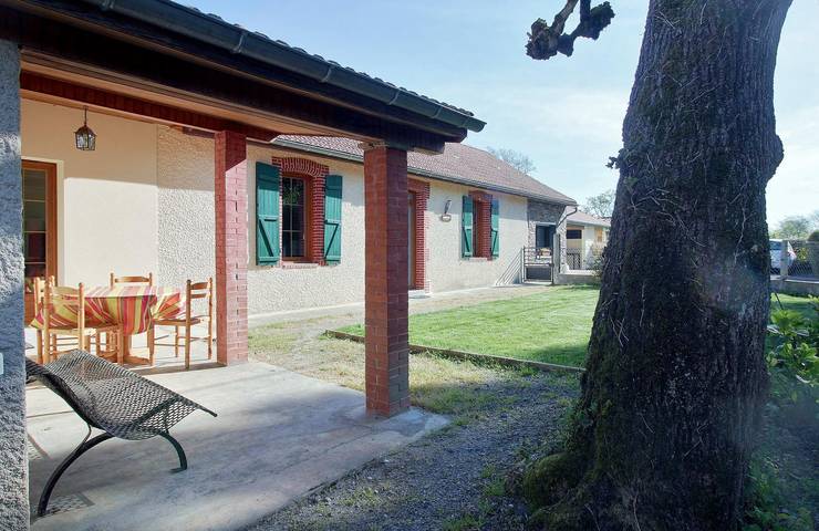 Gîte pour 4 personnes, avec jardin et terrasse, animaux acceptés dans Saint-Martin (Hautes-Pyrénées)