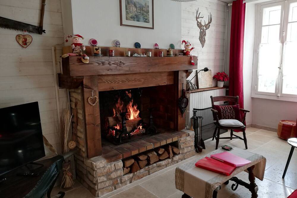 Village house 6/8 pers. 3 bedrooms - 3 bathrooms - 3 wc - Wi-Fi in Campan, Hautes-Pyrénées