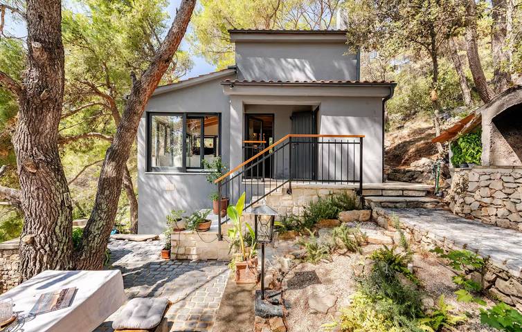 Ferienhaus für 4 Personen, mit Pool und Garten - 1