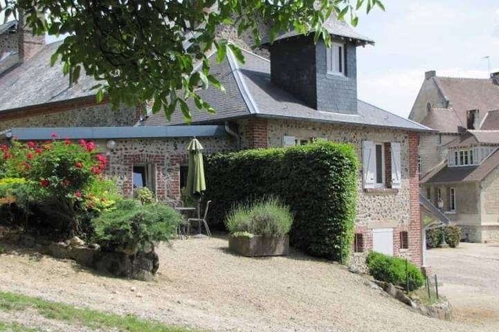 Gîte pour 2 personnes, avec Terrasse et Jardin