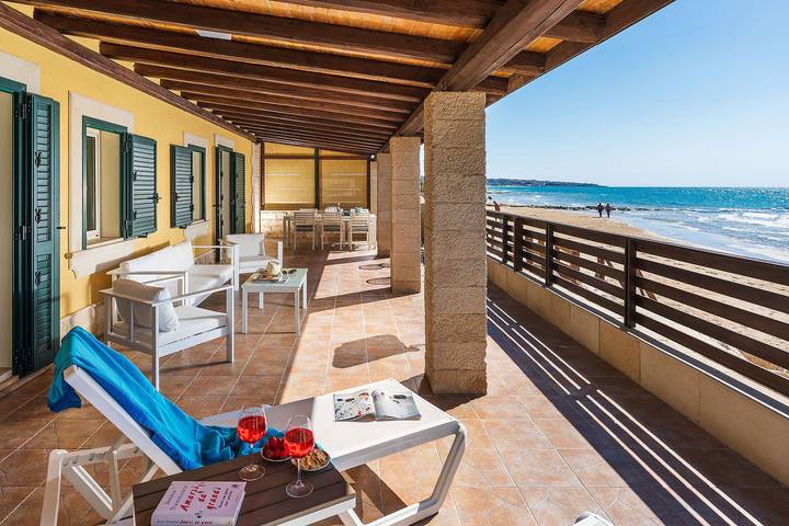 Villa für 10 Personen, mit Balkon und Garten auf Sizilien - 2