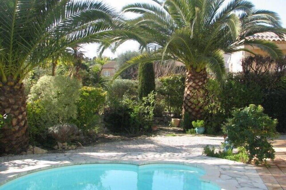 Villa de charme avec piscine privée et jardin paysagé - Sanary sur Mer in Sanary-sur-Mer, Côte méditerranéenne (France)