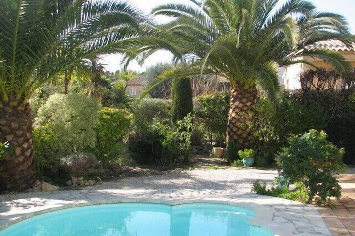 Villa pour 8 personnes, avec Terrasse et Jardin à Sanary-sur-Mer
